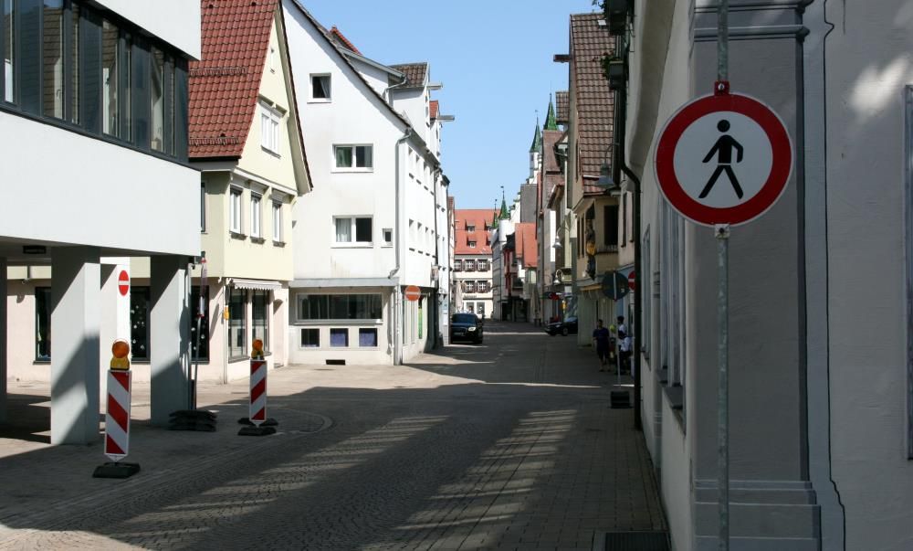 Hindenburgstrasse Teil 1: Fußgänger unerwünscht.
